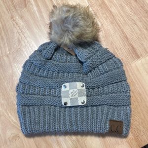 Upcycled grey toboggan